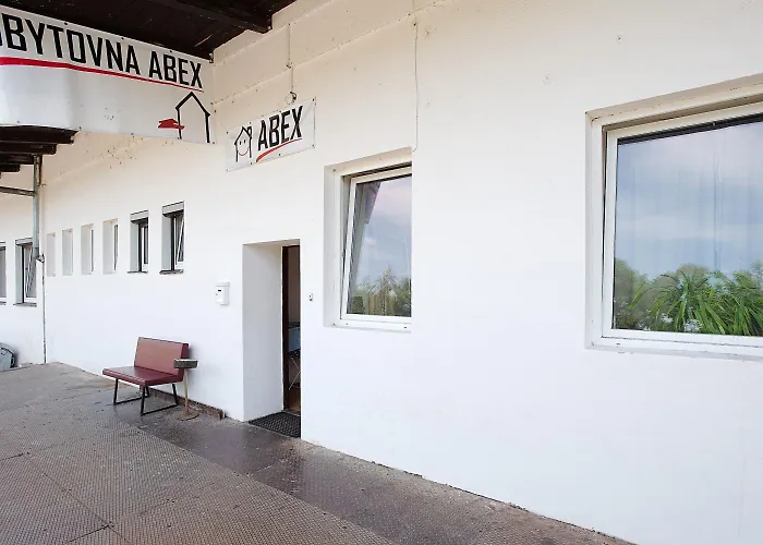 Abex אכסניה *